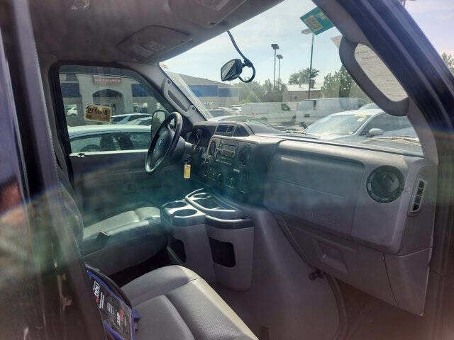 Used 2014 Ford E-150 and Econoline 150 w/ Power Group image 9