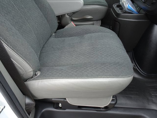 Used 2024 Chevrolet Express 2500 w/ Driver Convenience Package RWD image 15