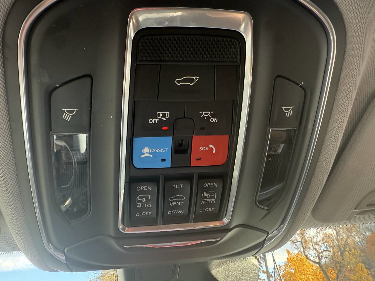 Used 2021 Jeep Grand Cherokee L Limited image 22