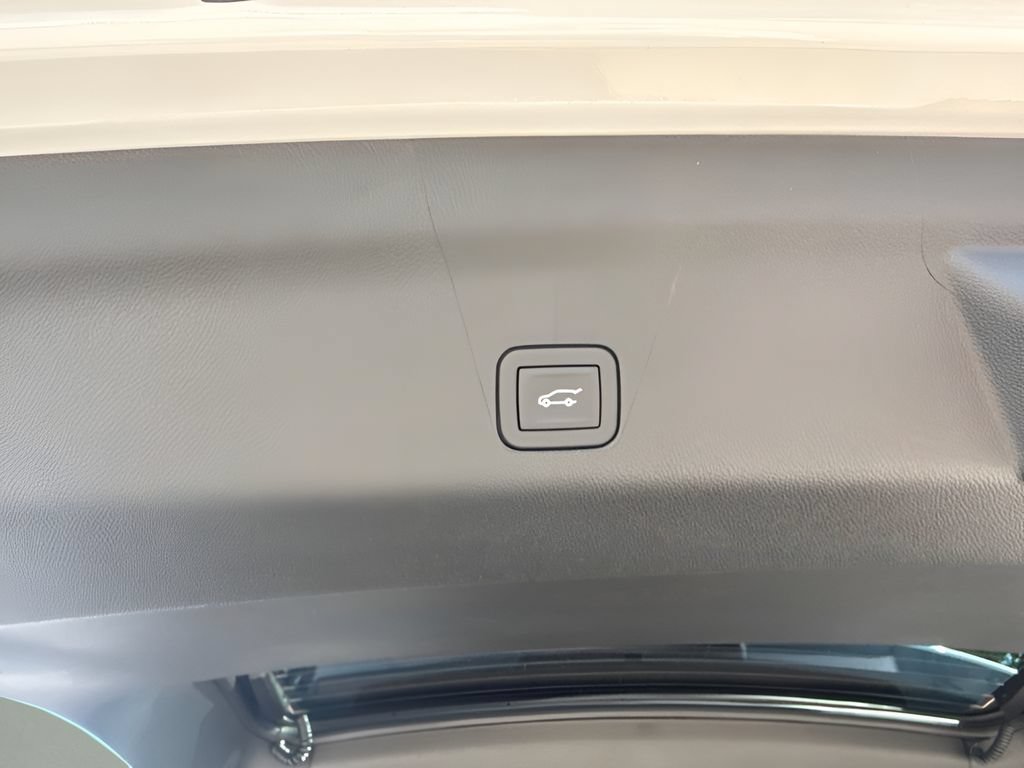 New 2026 GMC Yukon AT4 Ultimate AWD/4WD image 34