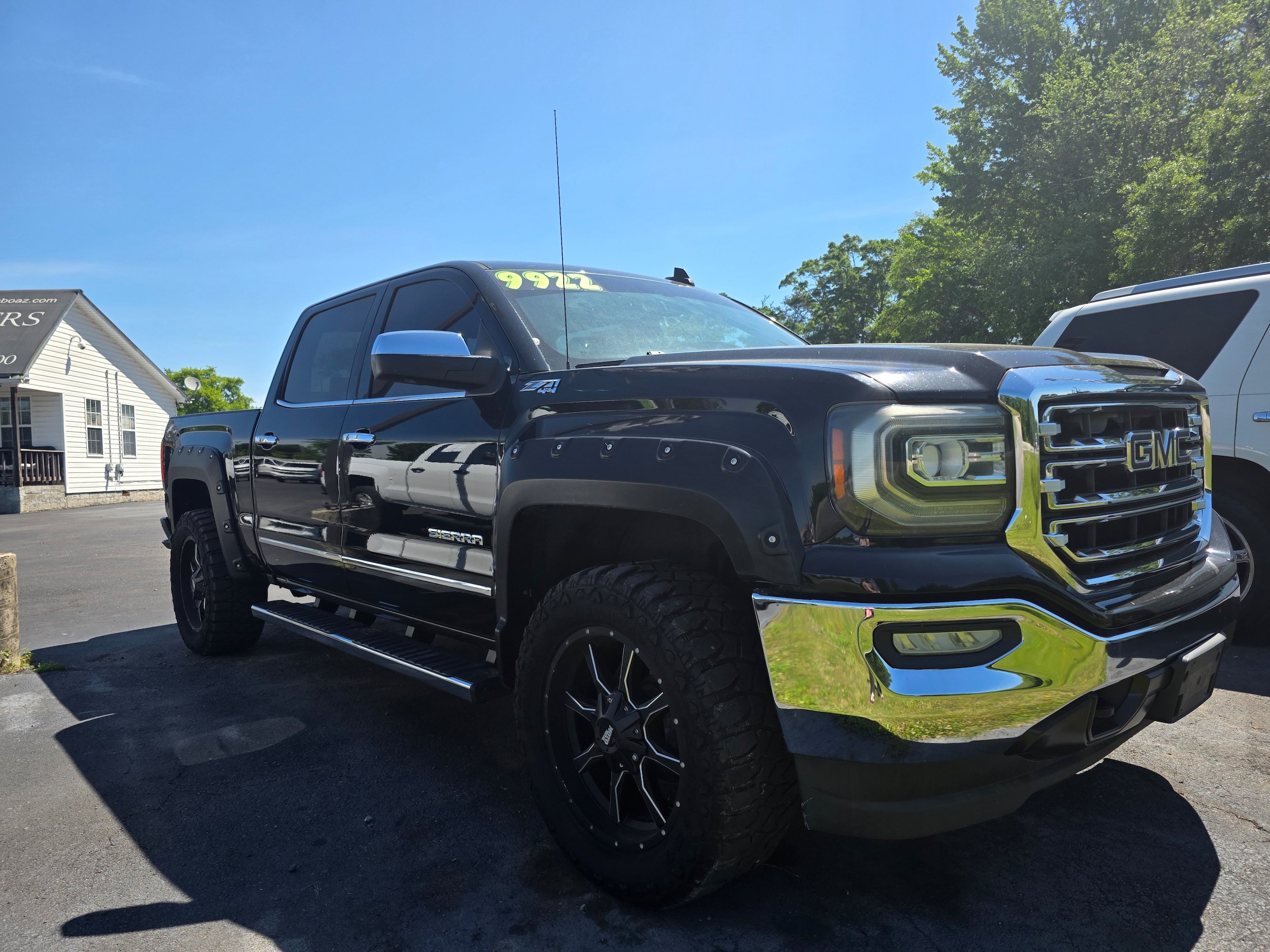 Used 2016 GMC Sierra 1500 SLT w/ SLT Premium Package AWD/4WD image 3