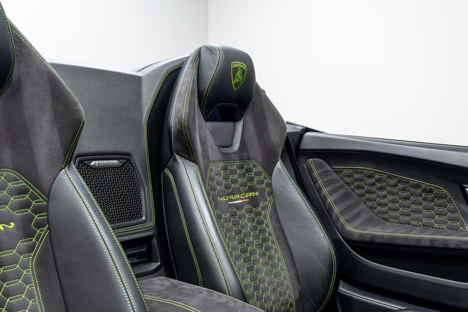 Used 2017 Lamborghini Huracan LP 610-4 image 27