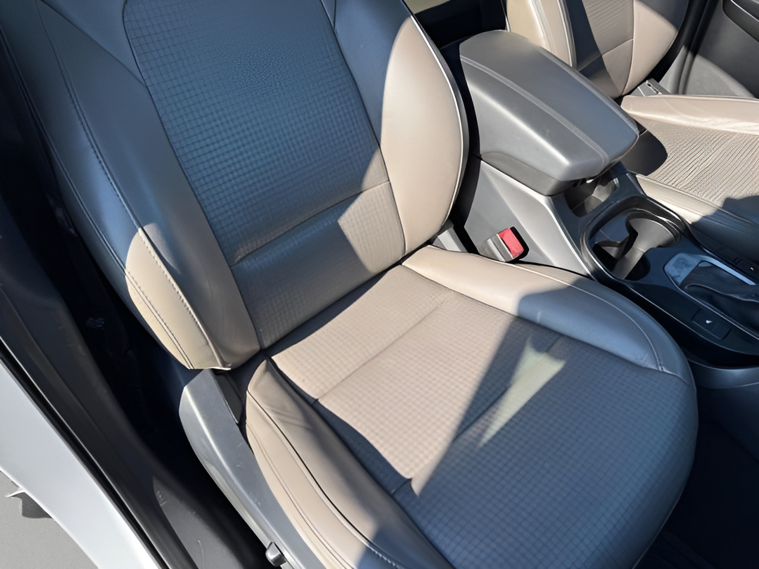 Used 2013 Hyundai Santa Fe Sport 2.0T FWD image 14