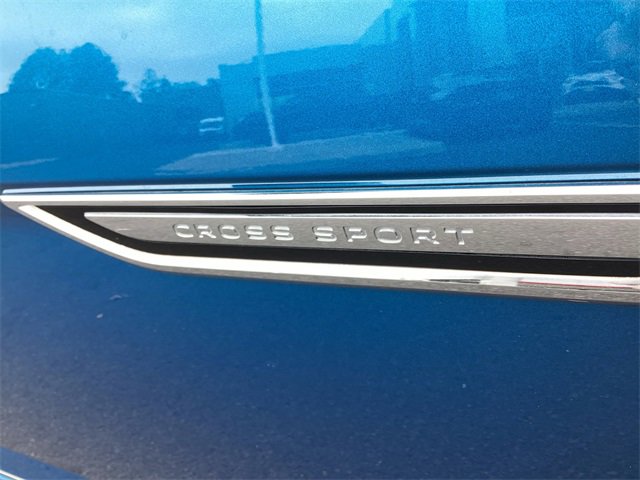 Used 2024 Volkswagen Atlas Cross Sport SEL Premium R-Line image 31