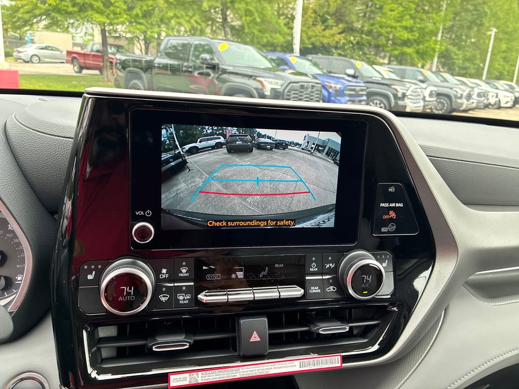 New 2026 Toyota Highlander XLE AWD/4WD image 20