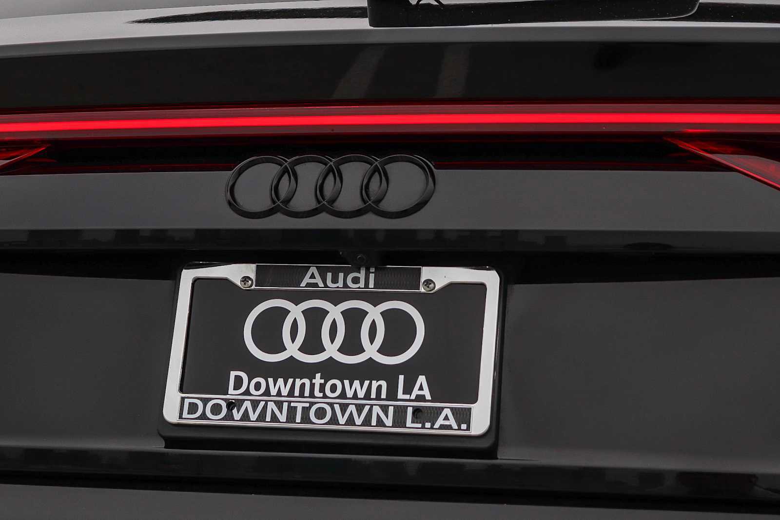 Used 2023 Audi Q8 Premium Plus w/ Premium Plus Package AWD/4WD image 11