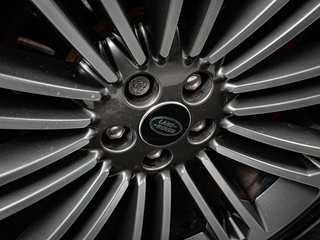 Used 2024 Land Rover Range Rover Velar Dynamic SE image 8