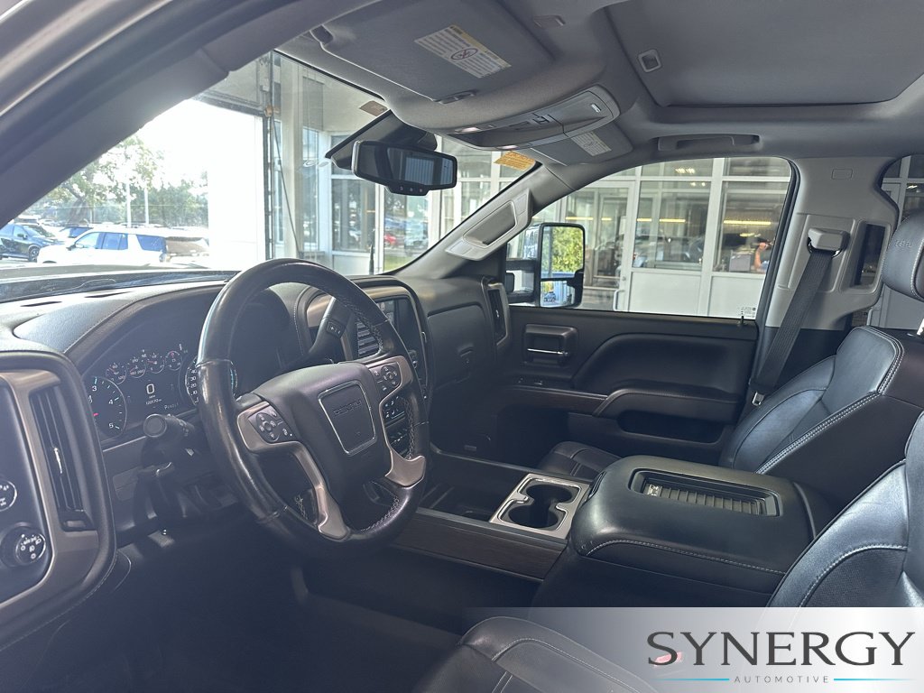 Used 2019 GMC Sierra 3500 Denali w/ Duramax Plus Package AWD/4WD image 28