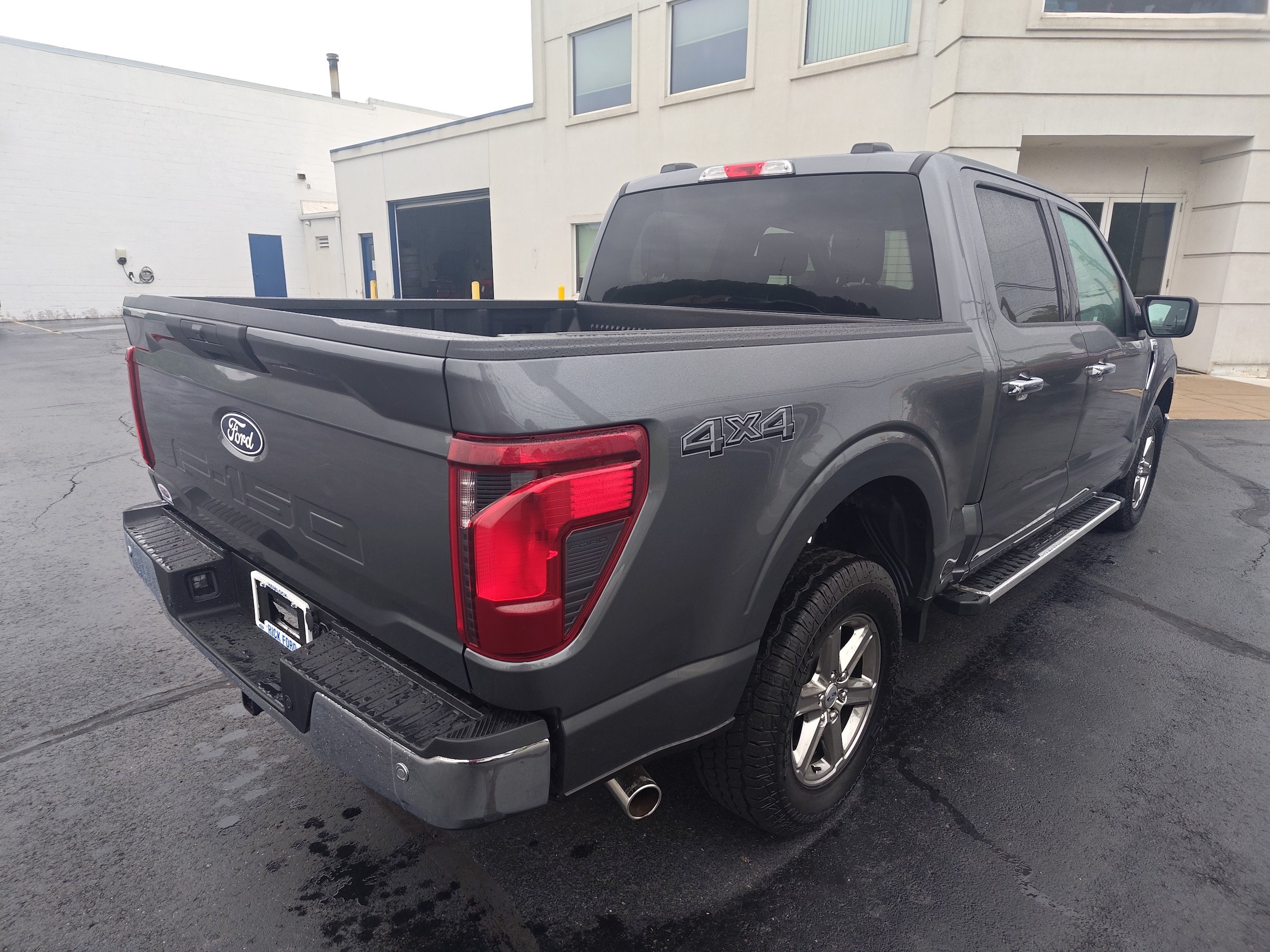 Used 2025 Ford F150 XLT w/ Equipment Group 301A Standard AWD/4WD image 5