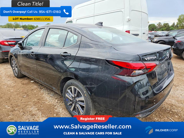 Used 2025 Nissan Versa SV FWD image 3