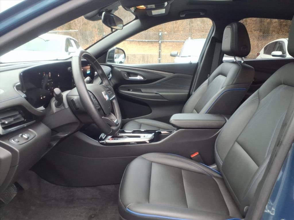 Used 2024 Buick Envista Sport Touring w/ Convenience I Package image 11