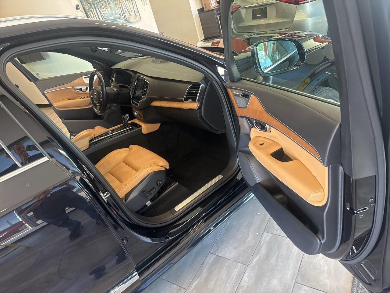 Used 2018 Volvo XC90 T6 Inscription w/ Luxury Package AWD/4WD image 34