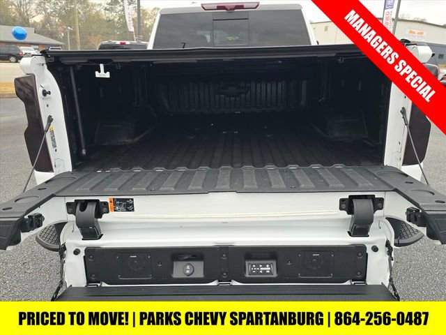 Used 2024 Chevrolet Silverado 2500 LTZ w/ LTZ Plus Package image 18