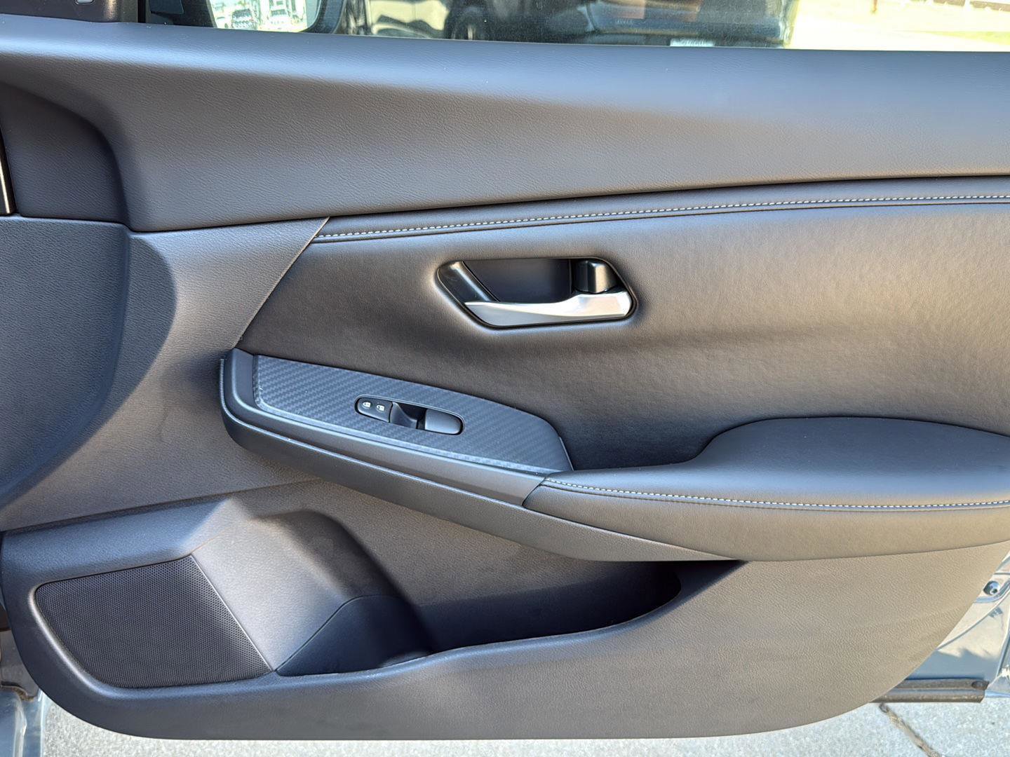 Used 2025 Nissan Sentra SV w/ All-Weather Package FWD image 21