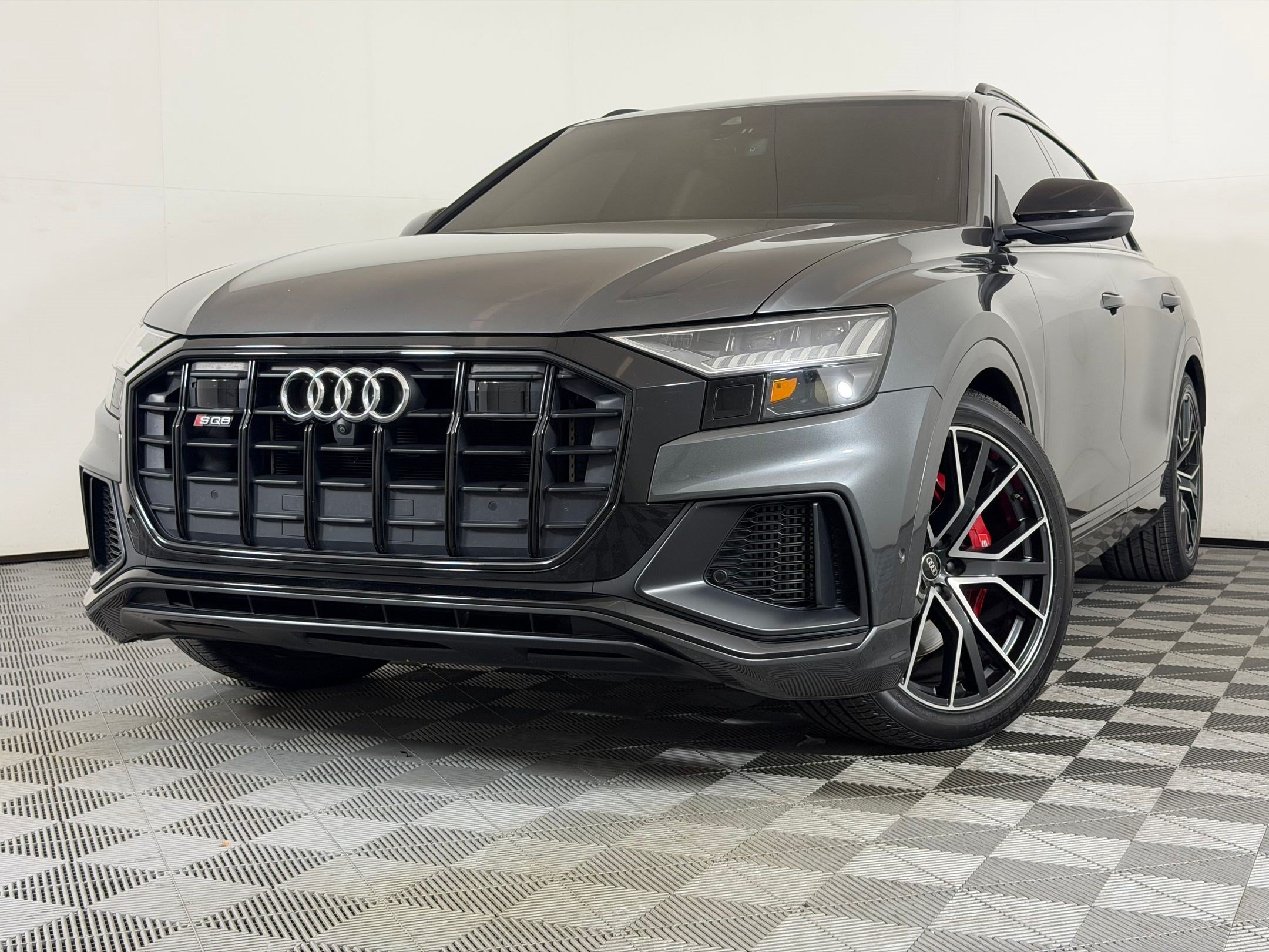 Used 2022 Audi SQ8 Prestige AWD/4WD image 30