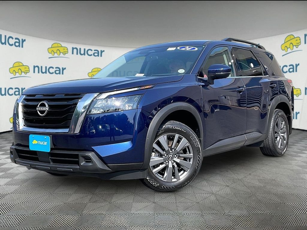 Used 2024 Nissan Pathfinder SV AWD/4WD image 3