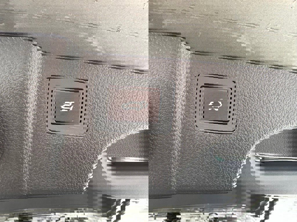 Used 2017 Hyundai Santa Fe Sport image 37