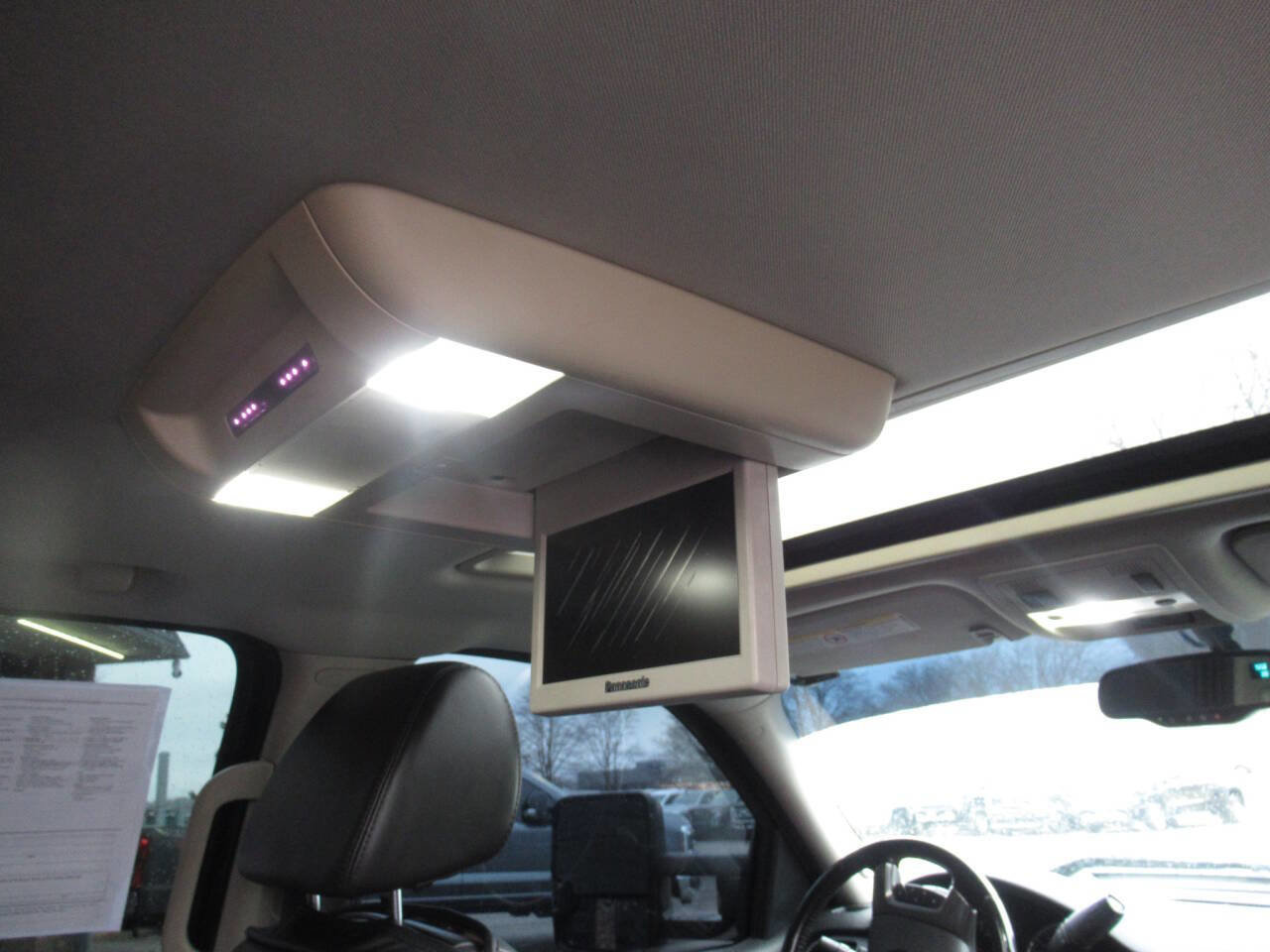 Used 2007 GMC Sierra 2500 SLT w/ Entertainment Package image 10