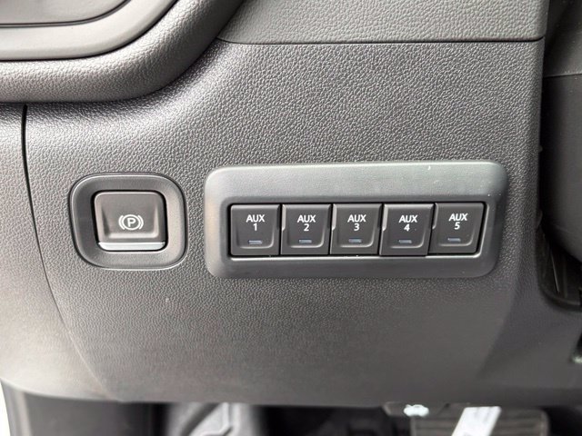 New 2026 Chevrolet Silverado 3500 W/T w/ WT Convenience Package AWD/4WD image 25