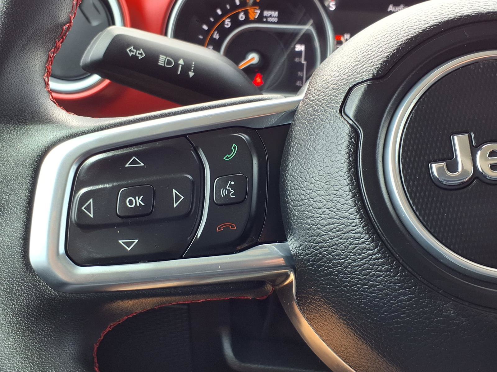 Used 2023 Jeep Gladiator Rubicon AWD/4WD image 18