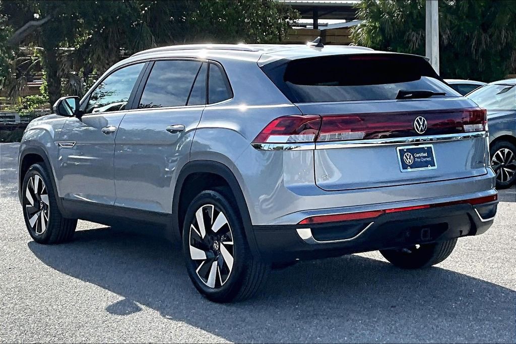 Certified 2025 Volkswagen Atlas Cross Sport SE AWD/4WD image 7