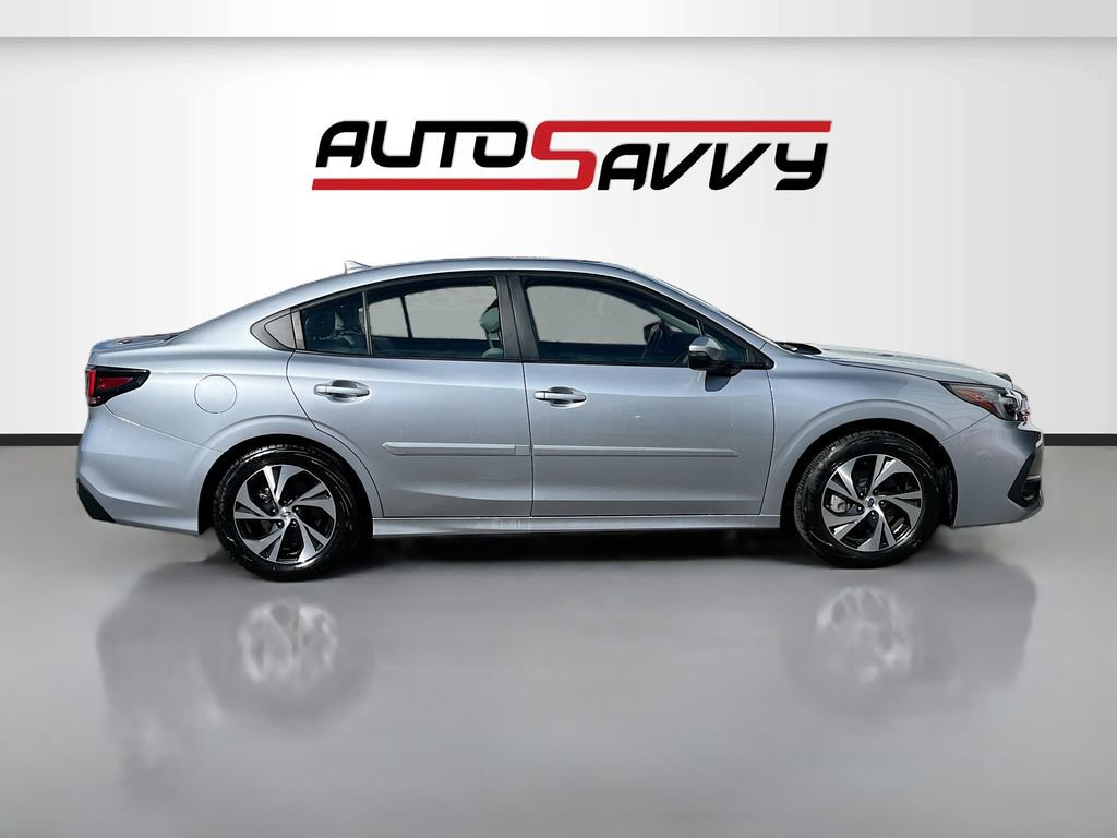 Used 2023 Subaru Legacy Premium image 8
