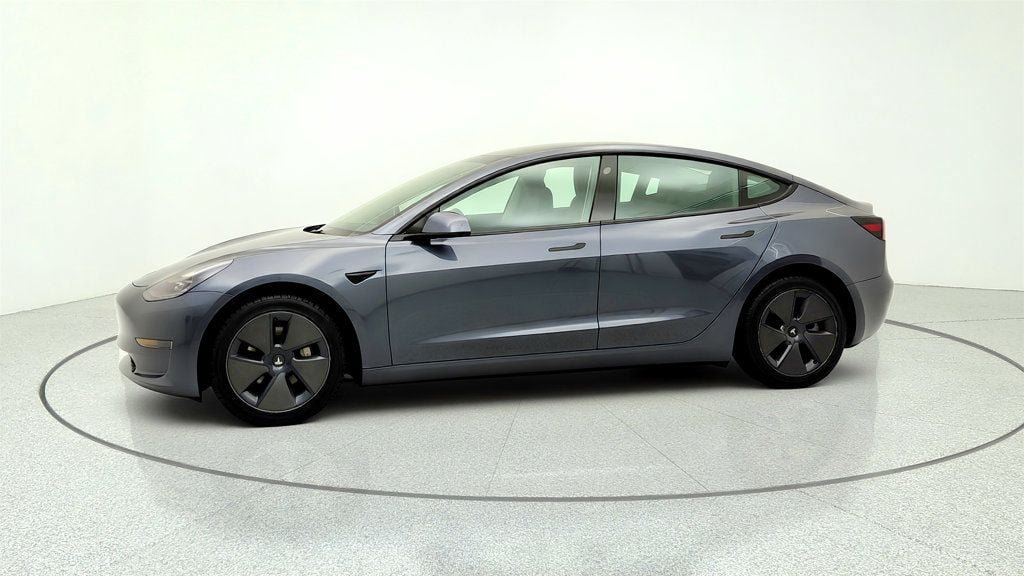 Used 2023 Tesla Model 3 Standard Range RWD image 8