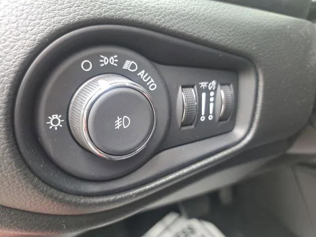 Certified 2023 Jeep Renegade Trailhawk image 16