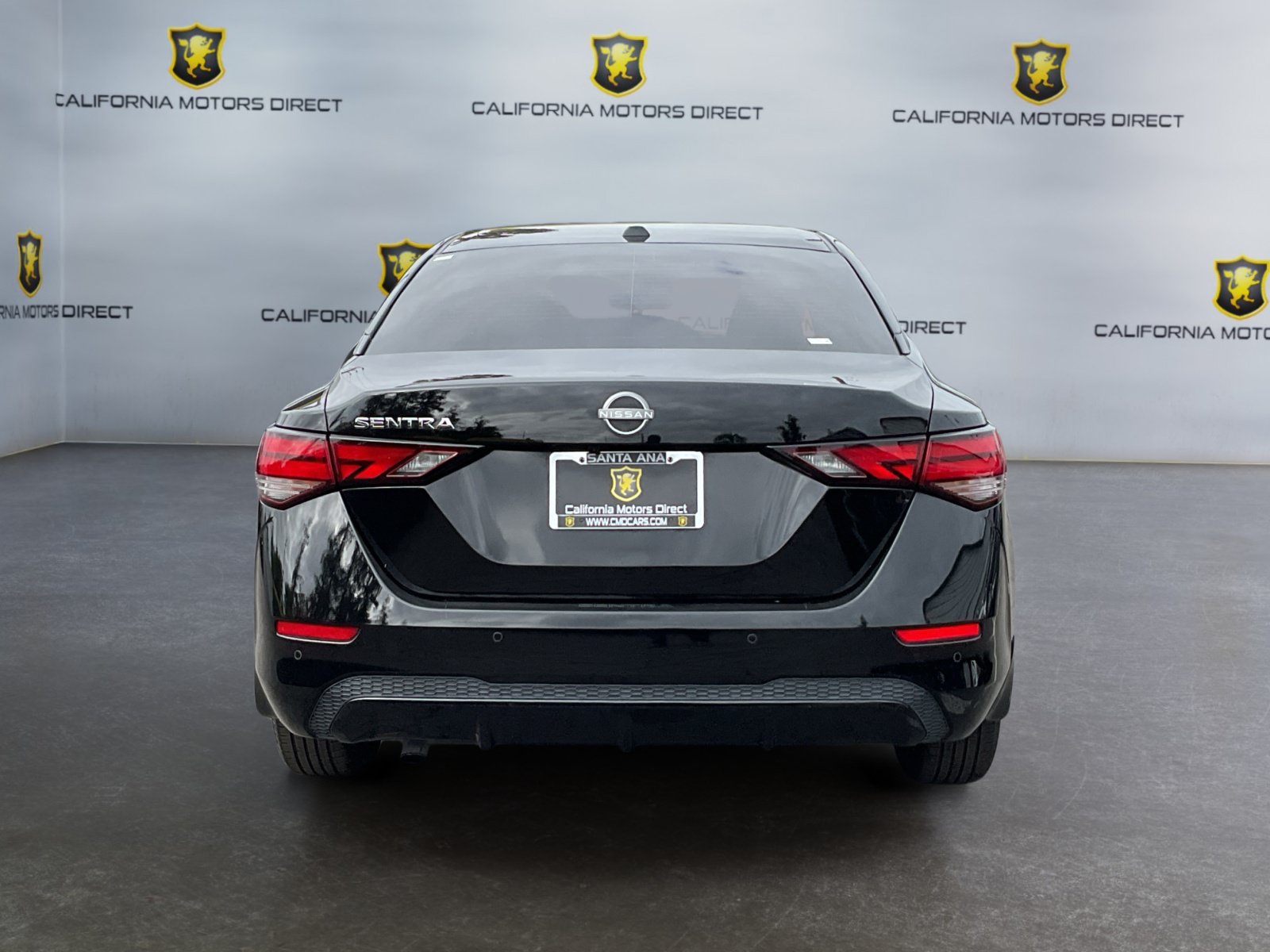 Used 2025 Nissan Sentra SV FWD image 6