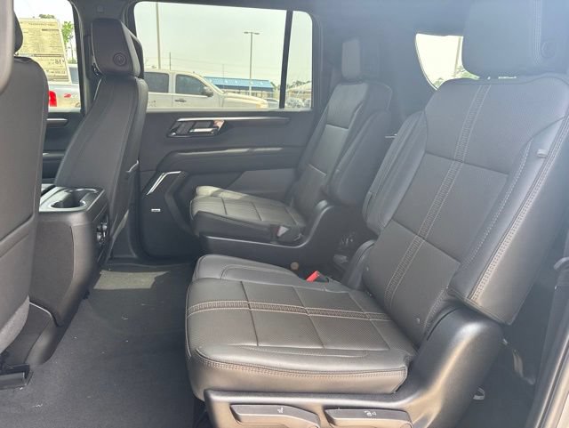 New 2026 Chevrolet Suburban High Country AWD/4WD image 20