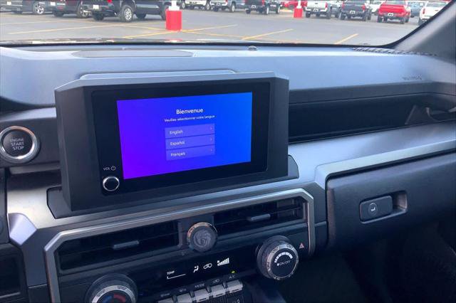 Certified 2025 Toyota 4Runner SR5 AWD/4WD image 34
