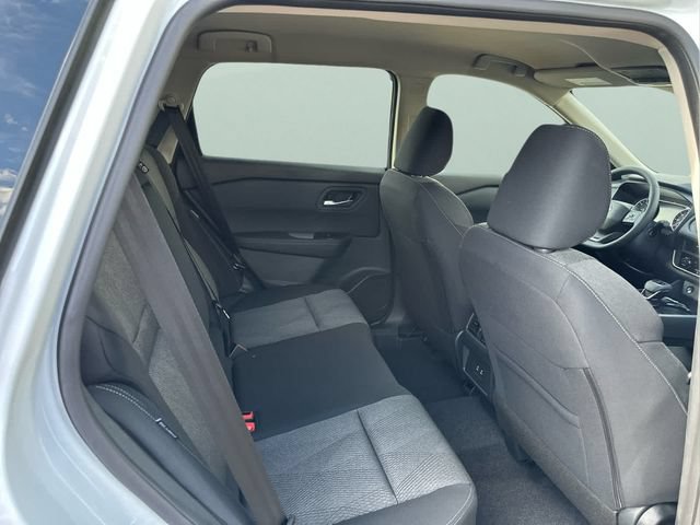 Certified 2025 Nissan Rogue SV AWD/4WD image 21