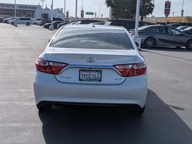 Used 2017 Toyota Camry XLE w/ Convenience Package FWD image 9