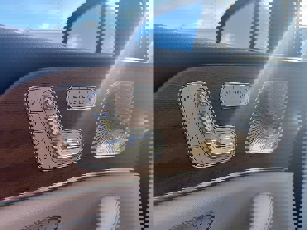 Certified 2022 Mercedes-Benz GLS 450 4MATIC image 12