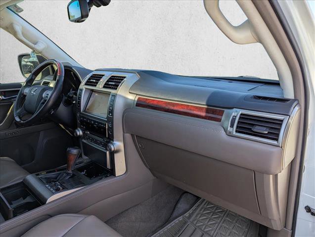 Used 2010 Lexus GX 460 image 28