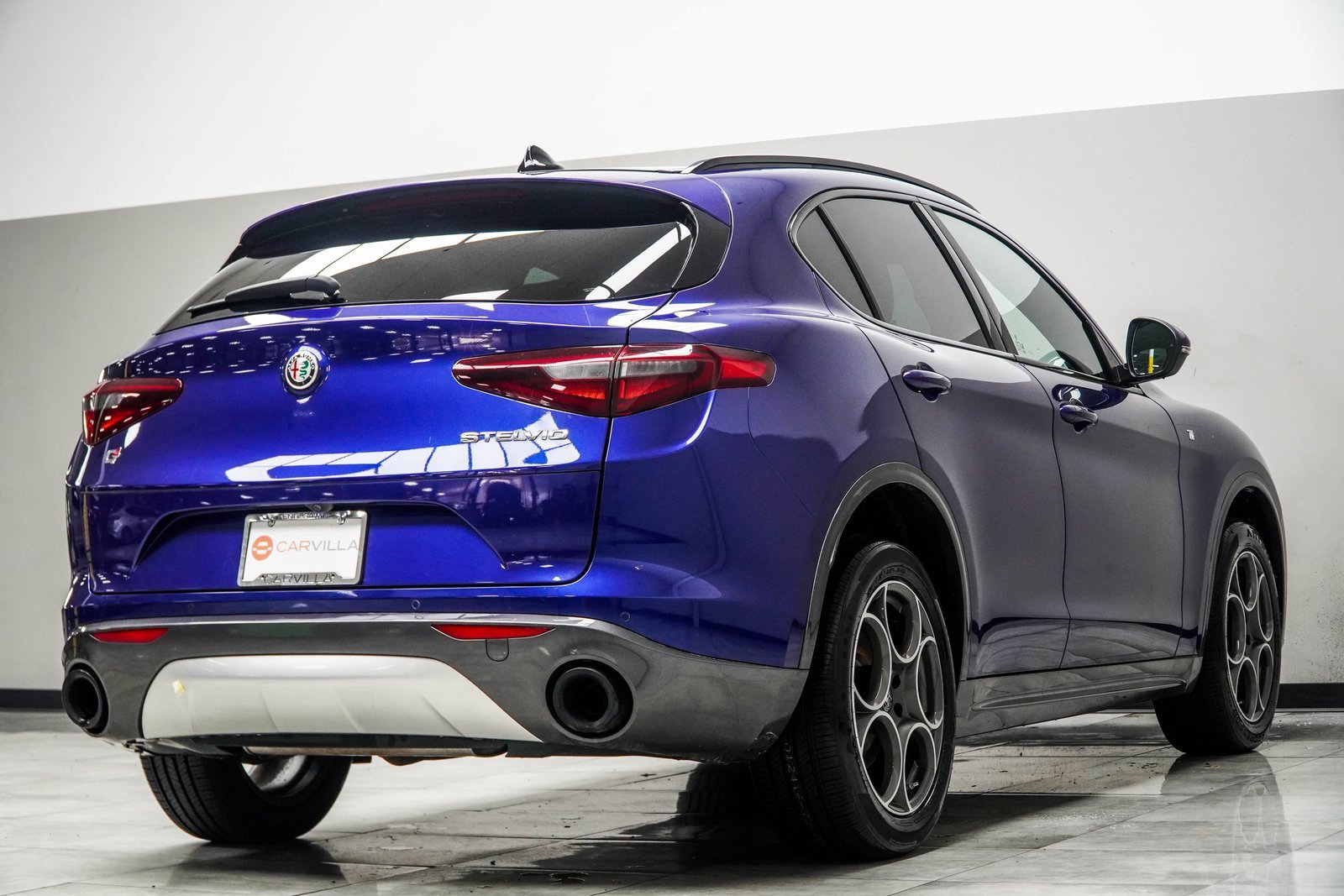 Used 2022 Alfa Romeo Stelvio Ti image 12