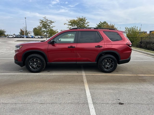 New 2025 Honda Pilot TrailSport image 5