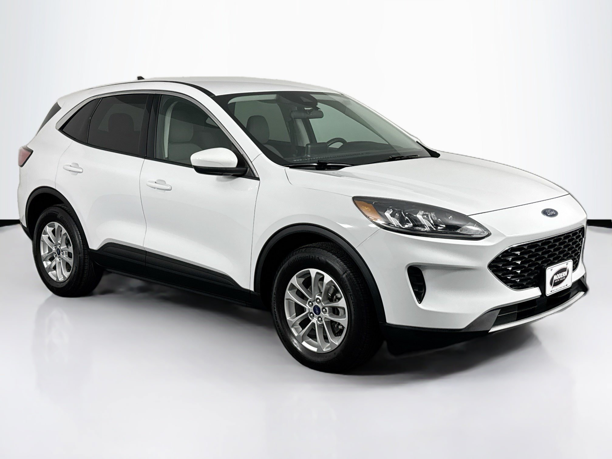 Used 2021 Ford Escape SE AWD/4WD image 2