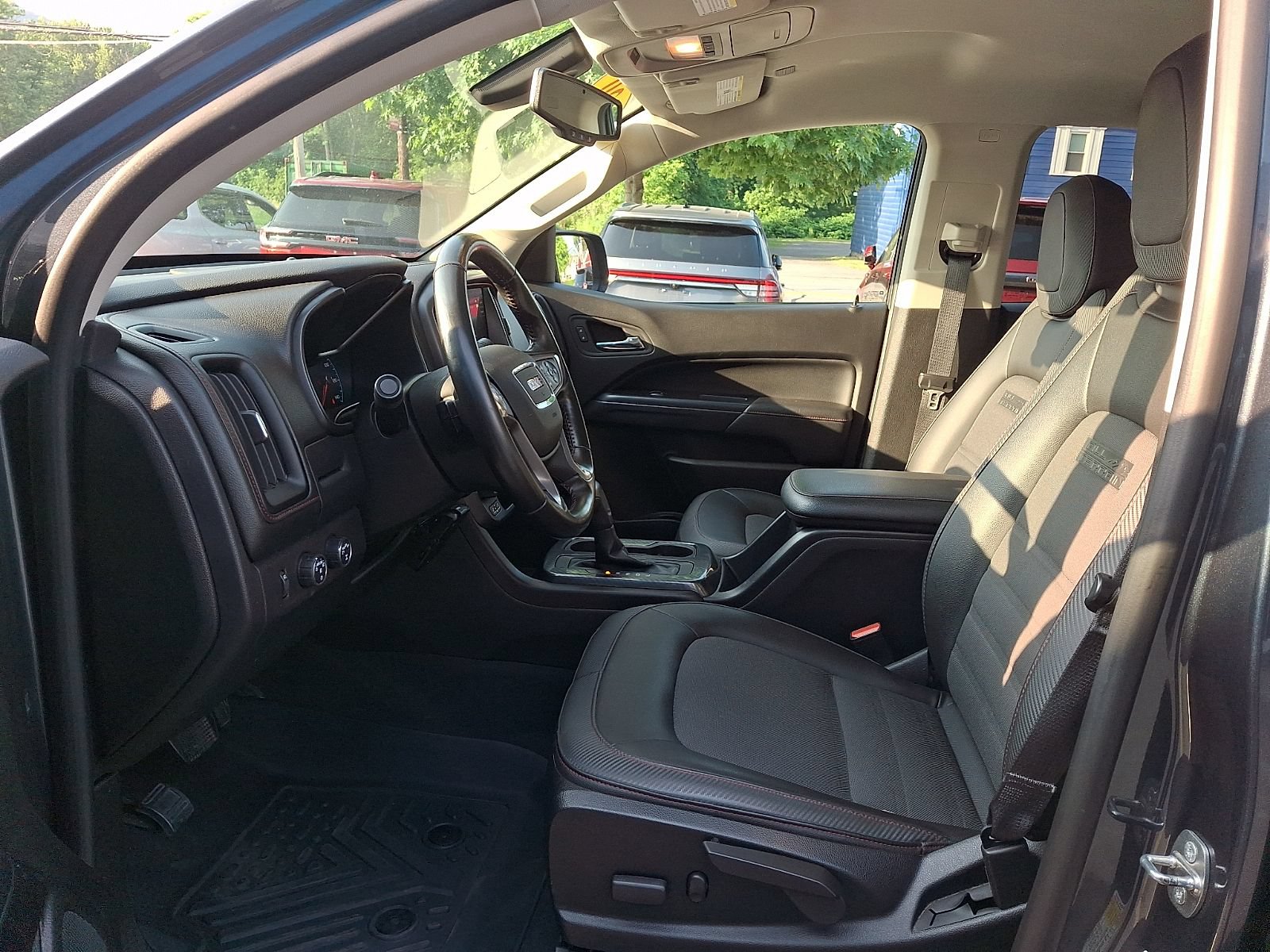 Used 2020 GMC Canyon All Terrain w/ Trailering Package AWD/4WD image 13