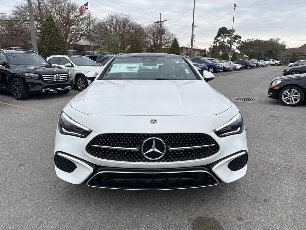 Used 2025 Mercedes-Benz CLE 300 4MATIC Coupe image 2