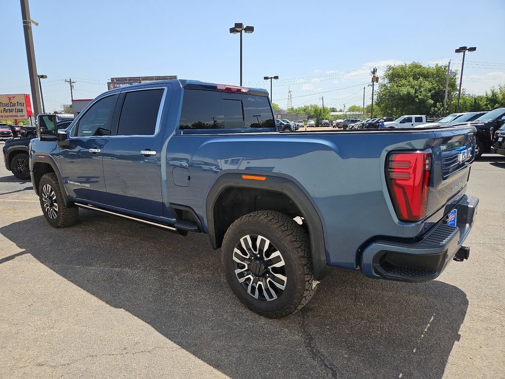 Used 2024 GMC Sierra 2500 Denali Ultimate w/ Max Trailering Package AWD/4WD image 7