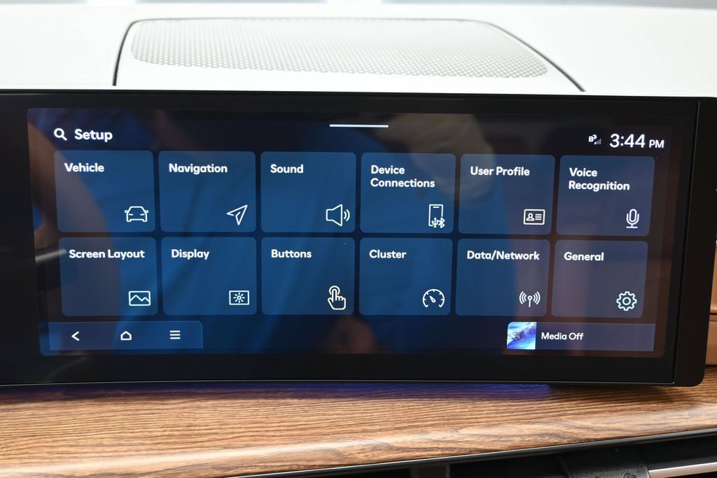 Used 2024 Hyundai Santa Fe Limited FWD image 27