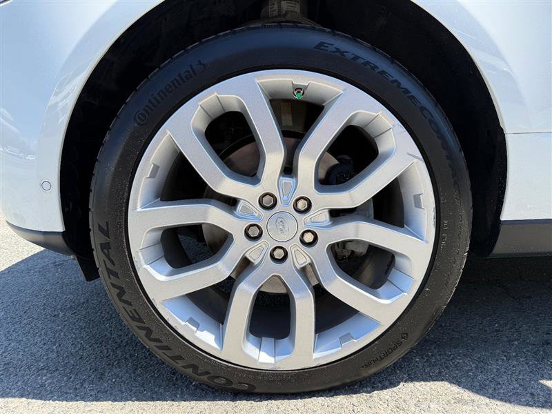 Used 2015 Land Rover Range Rover HSE AWD/4WD image 10