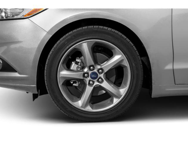 Used 2015 Ford Fusion SE FWD image 14