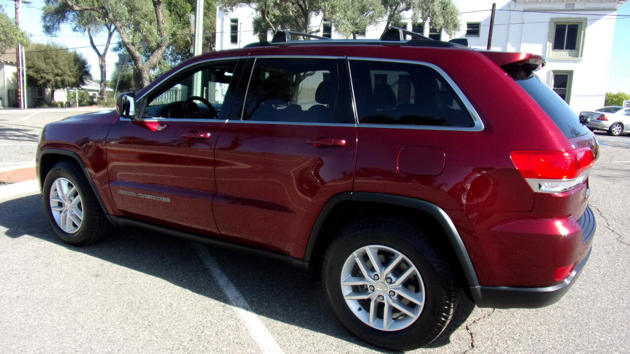 Used 2017 Jeep Grand Cherokee Laredo w/ Quick Order Package 2BE image 13