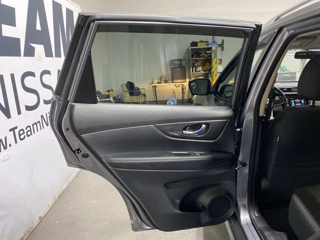 Certified 2018 Nissan Rogue SV w/ Premium Package AWD/4WD image 23