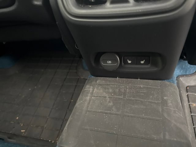 Certified 2023 Volvo C40 P8 Recharge Ultimate AWD/4WD image 9