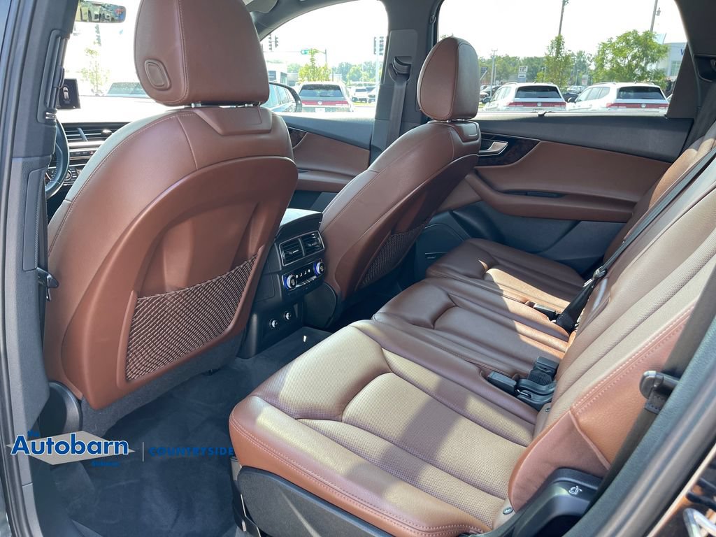 Used 2018 Audi Q7 3.0T Prestige AWD/4WD image 27