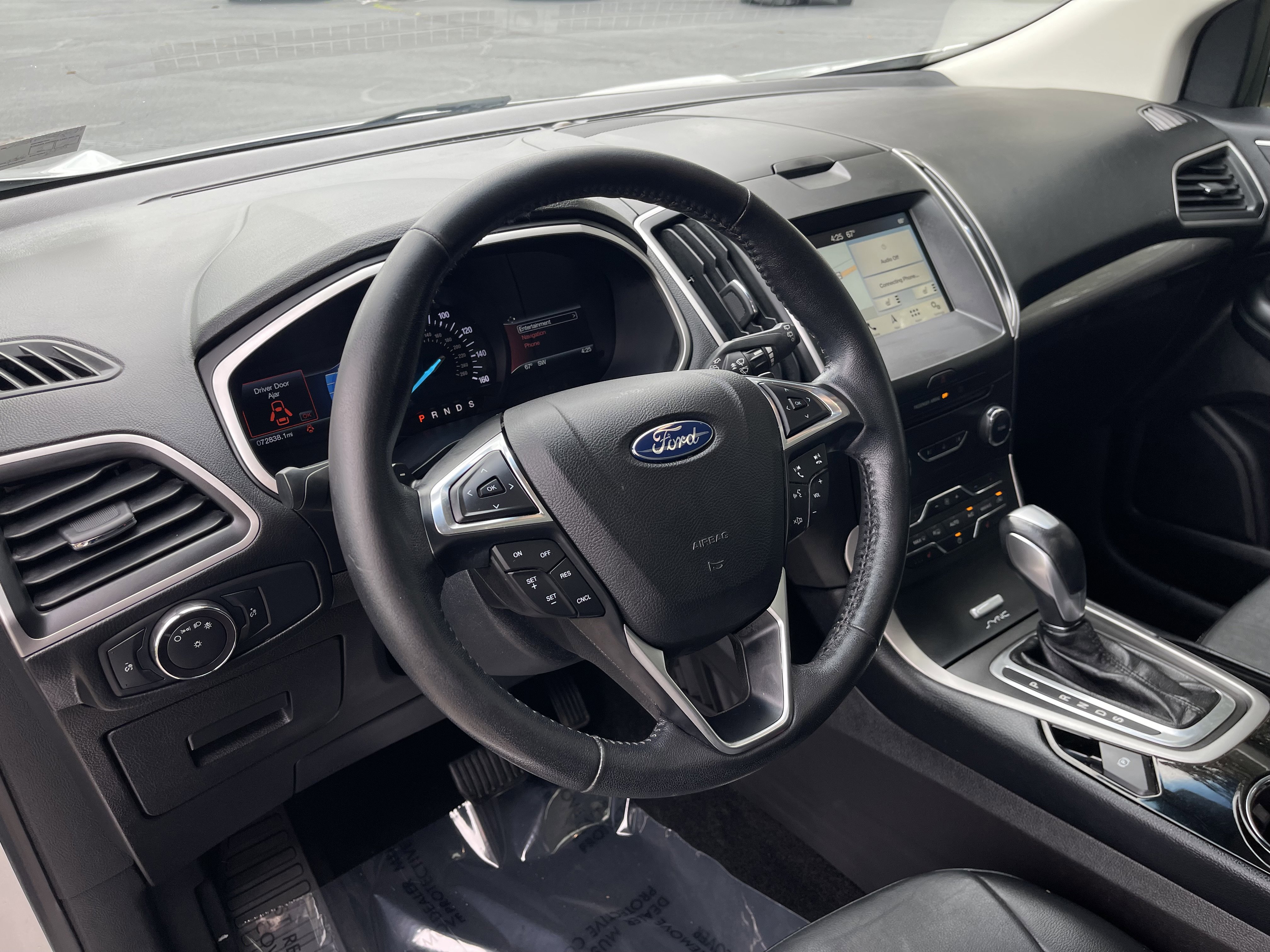 Used 2017 Ford Edge SEL w/ Equipment Group 201A AWD/4WD image 14