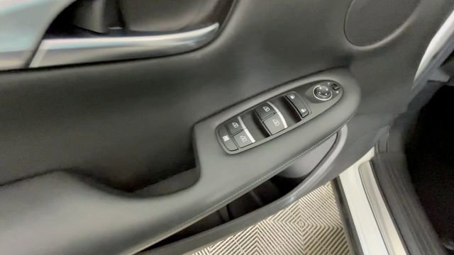 Used 2020 INFINITI QX50 Luxe w/ Cargo Package AWD/4WD image 21